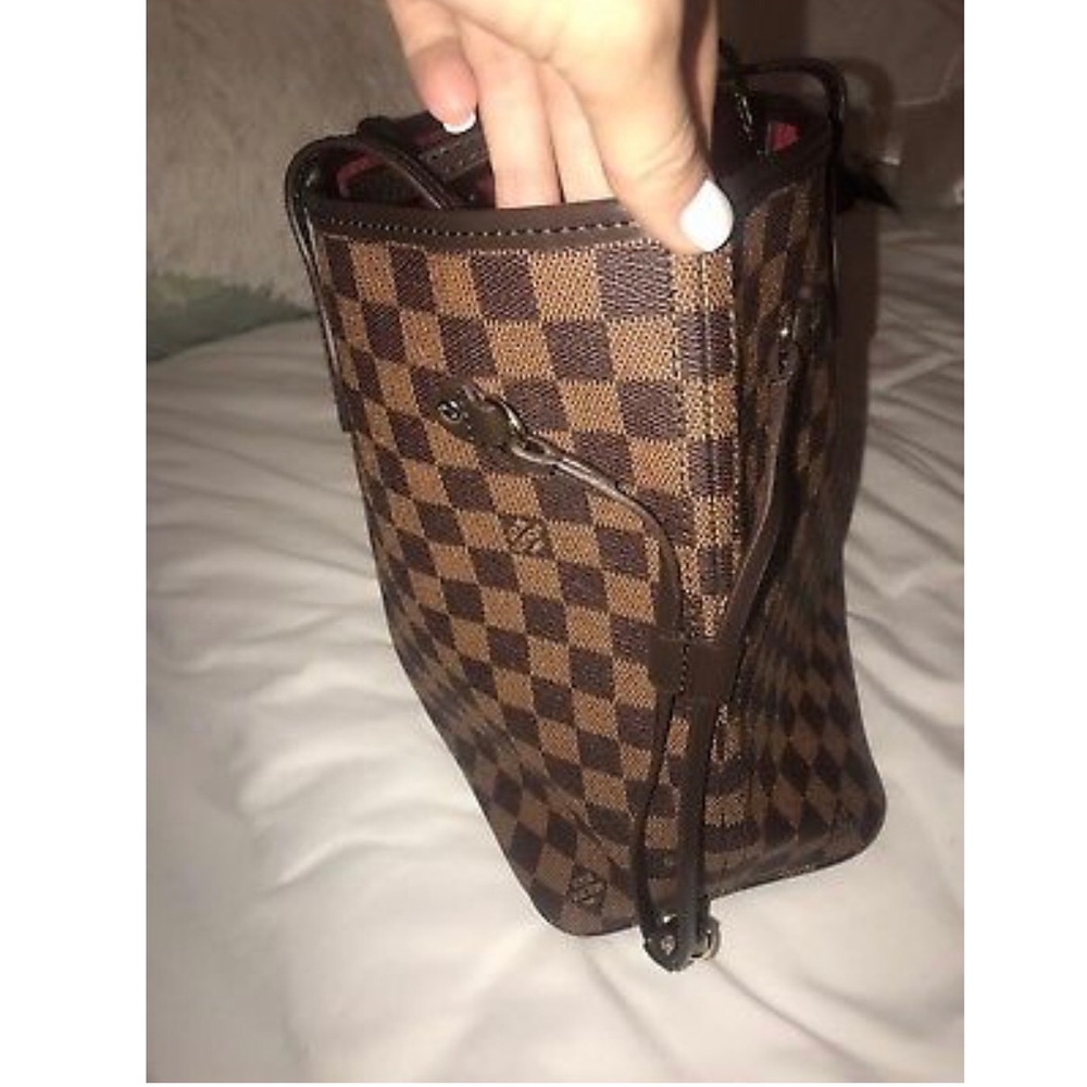 Authentic Louis Vuitton Ebene Damier Neverfull MM